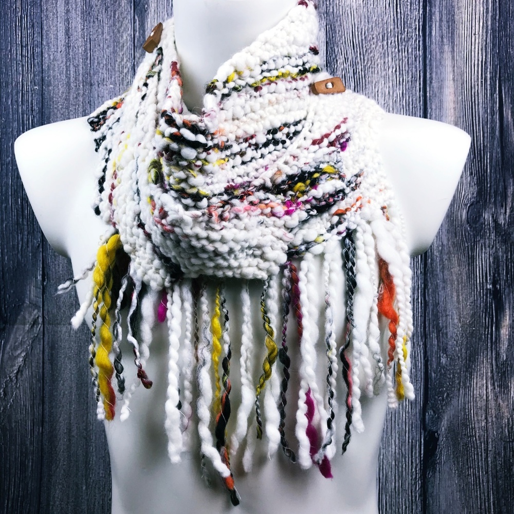 NWOT ~ hand knit crescent shawl ~ handspun yarn